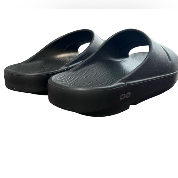 OOFOS Slide Sandals - Picture 8 of 10